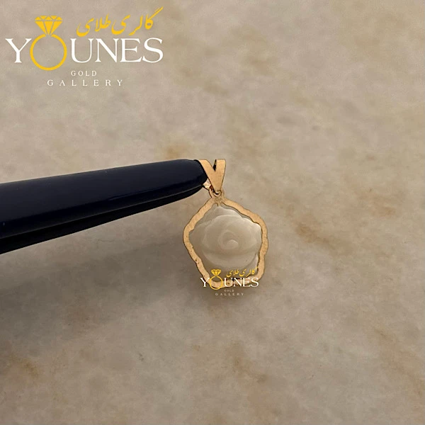 آویز سواروسکی رز سفید طلا
